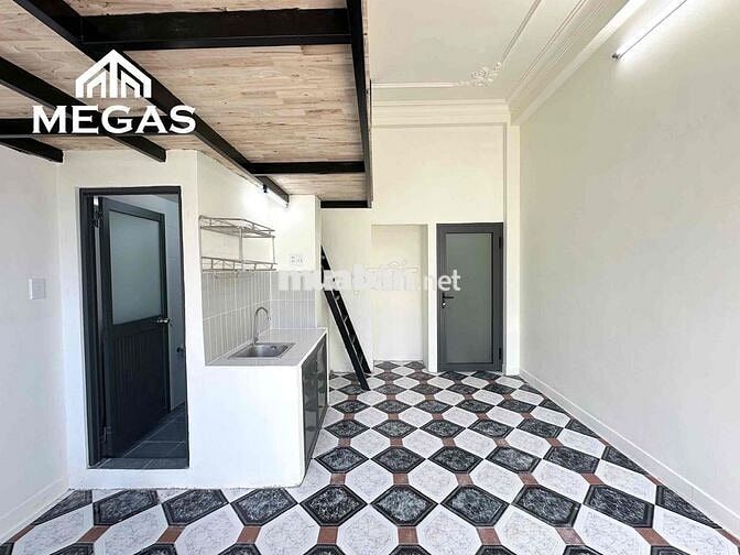 GẤP GẤP !!!! CHO THUÊ CĂN DUPLEX BAN CÔNG CÓ SẴN MÁY LẠNH - THẠCH LAM