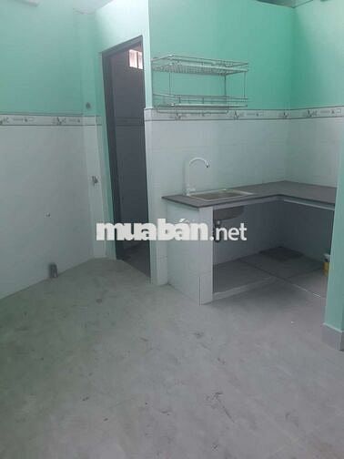Nhà mặt tiền đường Trường chinh nguyên căn