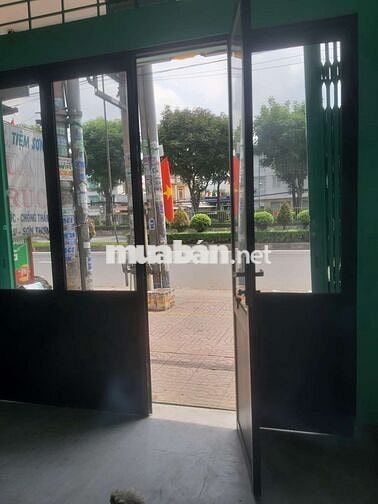 Nhà mặt tiền đường Trường chinh nguyên căn