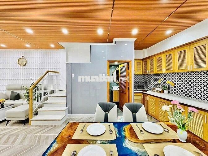 MTNB 96b Trần Hưng Đạo (5x20m) 4 Tấm (5PN 6WC) sân thượng
