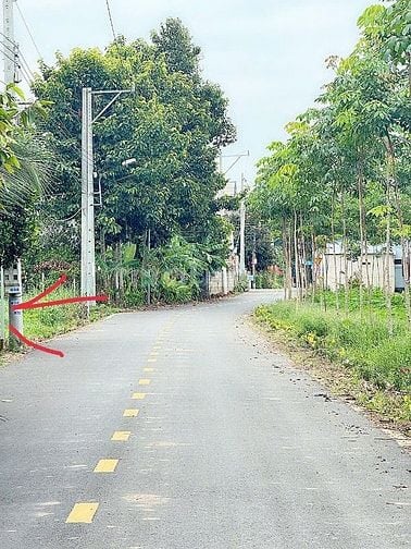 Bán đất mặt tiền đường nhựa,đối diện nhà văn hoá khu thể dục thể thao 