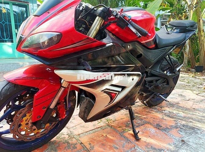 Phoenix 300 ken zin có nhìu đồ chơi. GL
