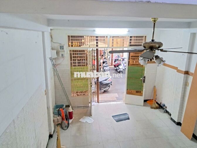 Nhà Nguyễn Căn   3PN  ( 4X15M2 ) Xe Hơi Đậu Cửa Lê Văn Sỹ , Quận 3