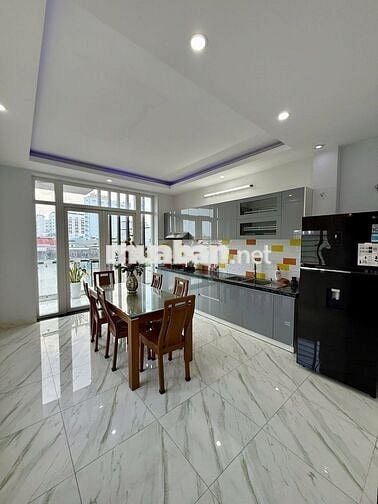 Bán nhà mặt tiền 4 tầng Phạm Văn Nghị, trung tâm Đà Nẵng