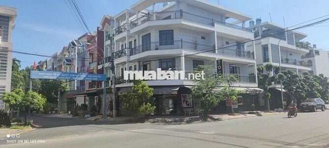 Nhà 3 lầu DT 4,5 x 20m MT chợ an sương giá 14,2 tỷ tl chính chủ