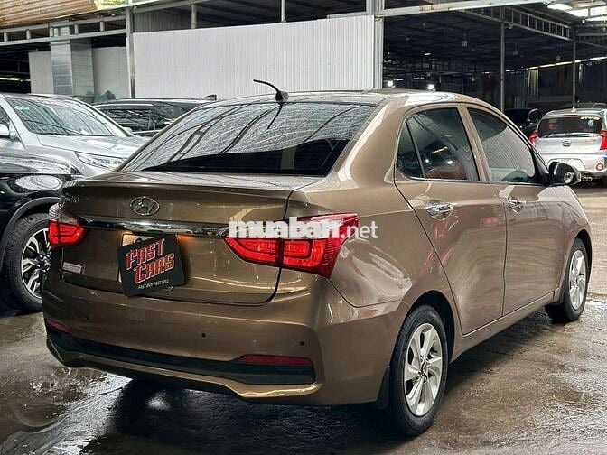 Hyundai i10 2019 Sedan 1.2MT,số sàn,màu nâu,3v7 km