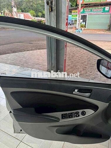 Hyundai Accent 2014 1.4 AT - 51000 km cọp