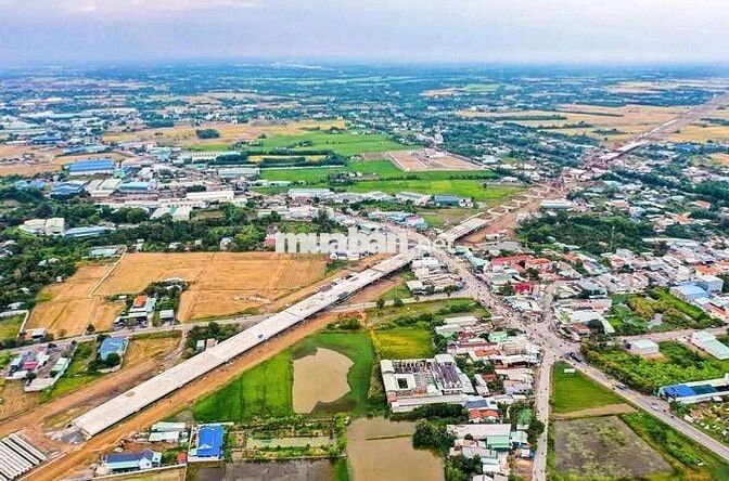 CẦN BÁN 2 LÔ ĐẤT MẶT TIỀN, FULL THỔ CƯ.