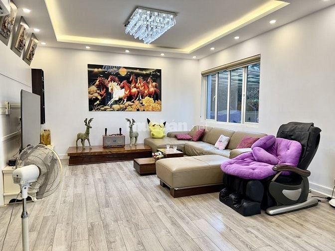 Biệt Thự Ven Sông Sài Gòn 240m²(14x17.5) - Bảo Vệ 24/7 - Chỉ Nhỉnh 36 
