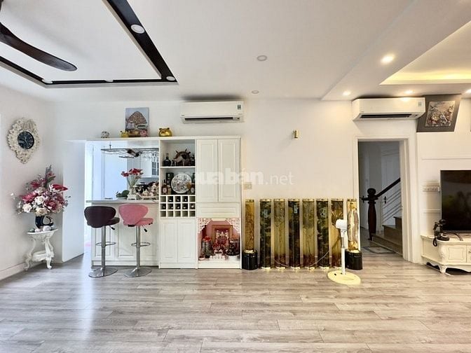 Biệt Thự Ven Sông Sài Gòn 240m²(14x17.5) - Bảo Vệ 24/7 - Chỉ Nhỉnh 36 