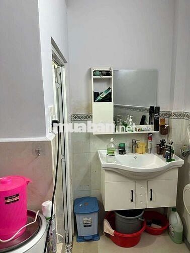 Nhà mới Đẹp Đường số 49, 2 Lầu , 4PN 3WC , giá 10 Triệu
