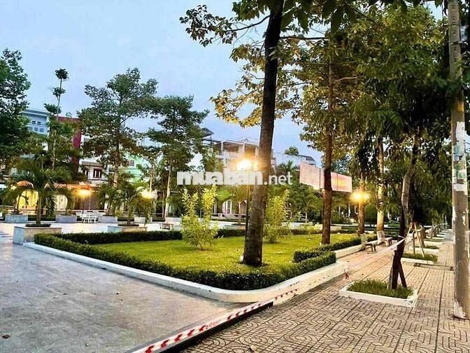 Cho thuê nhà Khu Bình Phú 4x18 Trệt 2 Lầu ST P10 , Quận 10