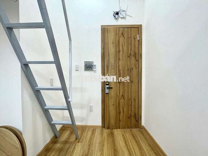 THUÊ PHÒNG DUPLEX - TONE GỖ - BAN CÔNG  - THANG MÁY - ĐINH BỘ LĨNH