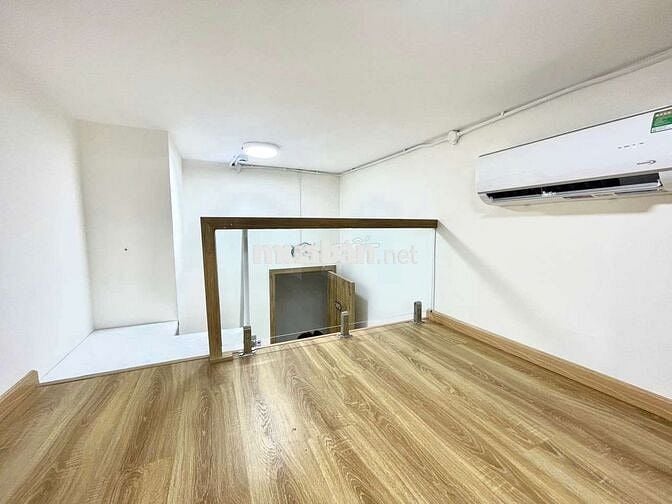 THUÊ PHÒNG DUPLEX - TONE GỖ - BAN CÔNG  - THANG MÁY - ĐINH BỘ LĨNH