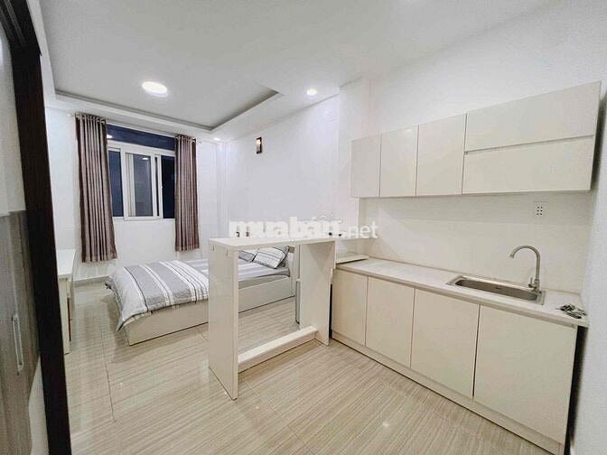 STUDIO GẦN BÊN VIỆN CHỢ RẪY - FULL NỘI THẤT - THANG MÁY - CỬA SỔ TRỜI