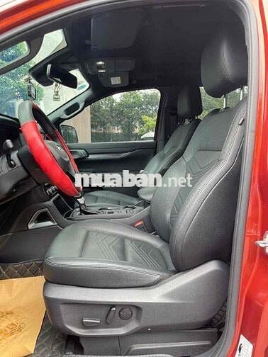Ford Everest 2023 Titanium 2.0 AT 4x2 - 8000 km