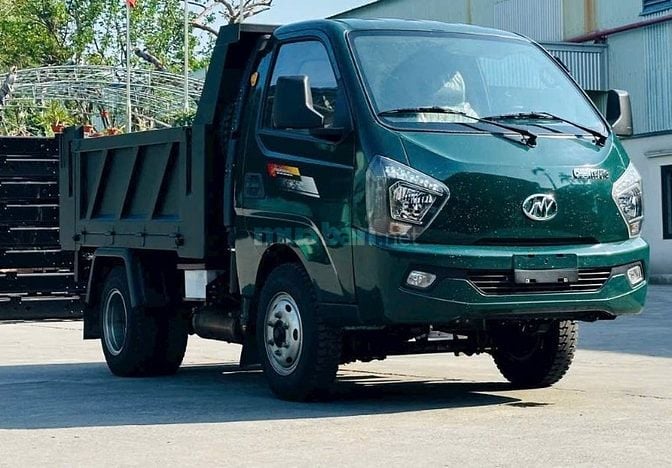 Xe ben chiến thắng 3.2 tấn đời 2025 thùng 2.4 khối 