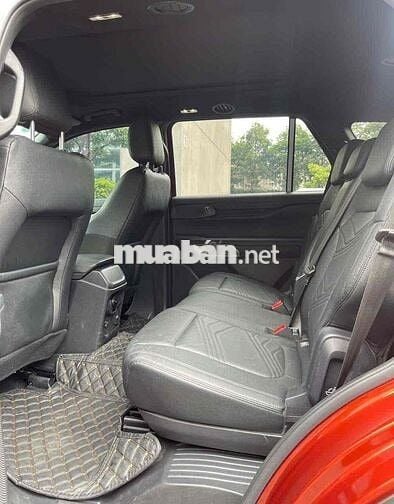 Ford Everest 2023 Titanium 2.0 AT 4x2 - 8000 km