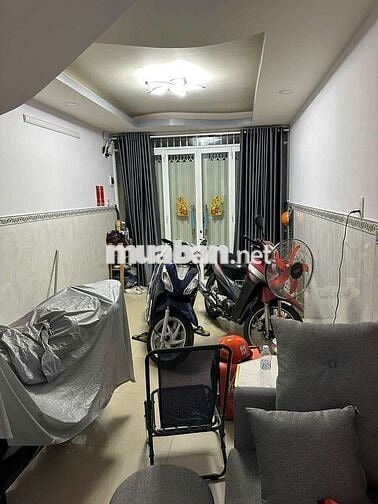 Nhà mới Đẹp Đường số 49, 2 Lầu , 4PN 3WC , giá 10 Triệu