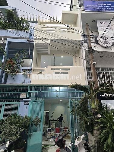 Cho thuê nhà Cao Thắng Q10, 4x20m, Trệt 2 lầu Sân thượng, 26tr
