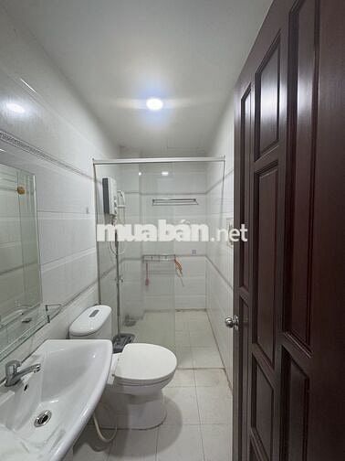Cho thuê nhà HBG Nguyễn Hữu Cảnh, P.22 Q.Bình Thạnh
