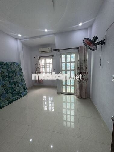 Cho thuê nhà HBG Nguyễn Hữu Cảnh, P.22 Q.Bình Thạnh