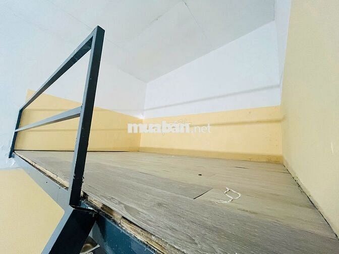 Phòng Trọ Gác Cao 2M - Ở 3-4 người thoải mái - Gần cầu Chà Và.