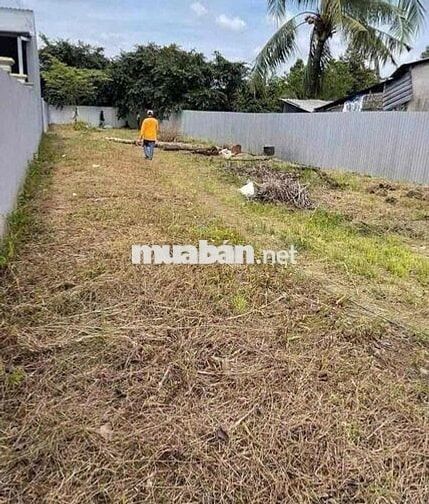 Dt 275m2 giá 435tr mặt tiền chợ kinh doanh