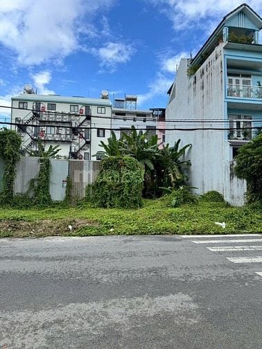 Bán nền đất biệt thự đối diện công viên 7x19.5m, KDC Ấp5 phong phú
