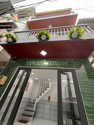 Cần bán gấp nhà mới,  1 Trệt, 2 lầu, DTSD 39m2,Hẻm 657 Ba Đình, P9, Q8