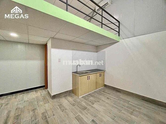 CĂN HỘ DỊCH VỤ SIÊU RỘNG RÃI NGAY GẦN ĐH NGUYỄN TẤT THÀNH