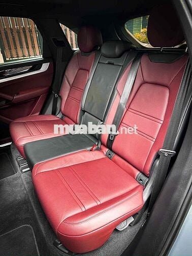 Porsche Cayenne 2023 siêu lướt - 3000 km