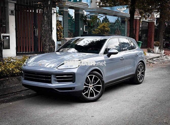Porsche Cayenne 2023 siêu lướt - 3000 km