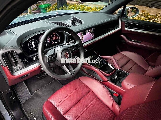 Porsche Cayenne 2023 siêu lướt - 3000 km