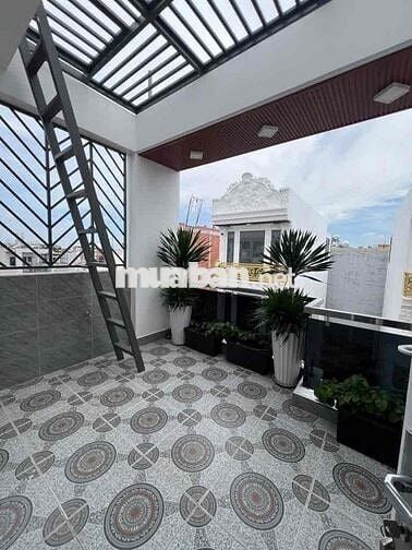 SIÊU PHẨM 5 TẦNG – FULL NỘI THẤT CAO CẤP – CÓ THANG MÁY XỊN XÒ _70m2_N