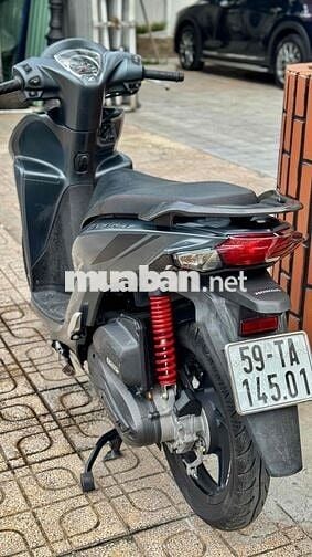 Honda Vision PBTT Bánh Cao Zin lướt ( Bstp 9c )