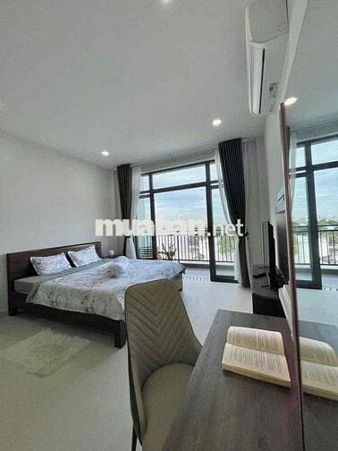 1 Phòng Ngủ Tách Bếp Rộng Rãi Siêu Thoáng, Mới 100% - Ngay Lăng Cha Cả