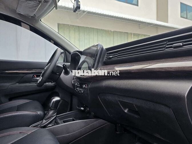 SUZUKI ERTIGA HYBRID  SX 2023 TỰ ĐỘNG 47000KM