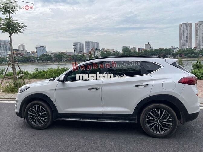 Hyundai Tucson 2.0At CRDi full dầu sản xuất 2021