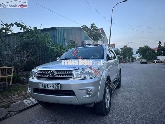 Fortuner 2011 1 chủ mua mới 2.7V