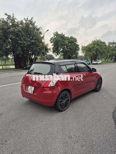 Suzuki SWiFt 2017 1.4 AT - 90000 km