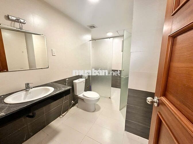 Cho thuê căn góc Hoàng Anh Gia Lai 3pn đầy đủ nội thất 13tr/tháng