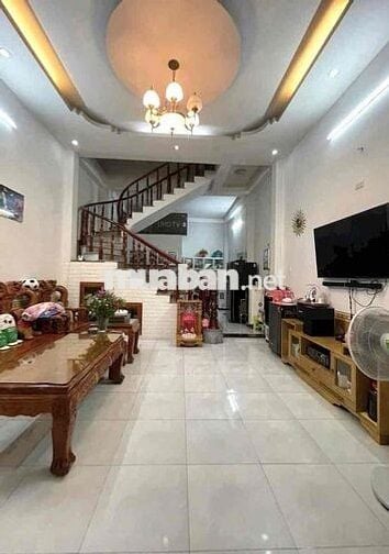 Bán Nhà 1 Lầu 1 Trệt Sổ Riêng - Đông Hoà - Dĩ An