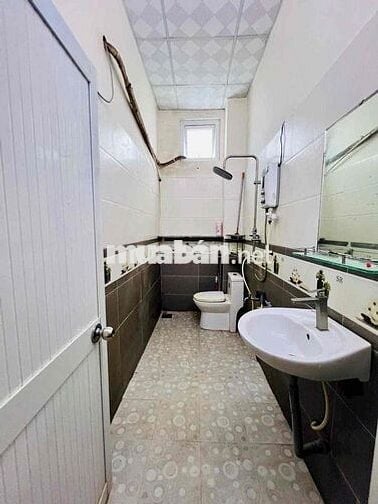 ✅BÁN NHÀ TRỆT 1 LẦU MỚI ĐẸP - 2 MÁY LẠNH, KDC ĐÔNG ĐÚC