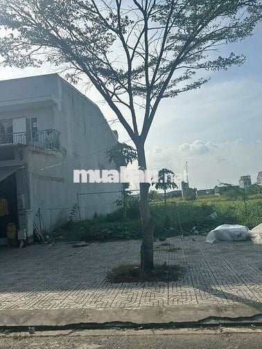 Bình Chánh đất thổ cư 100% diện tích 90m2