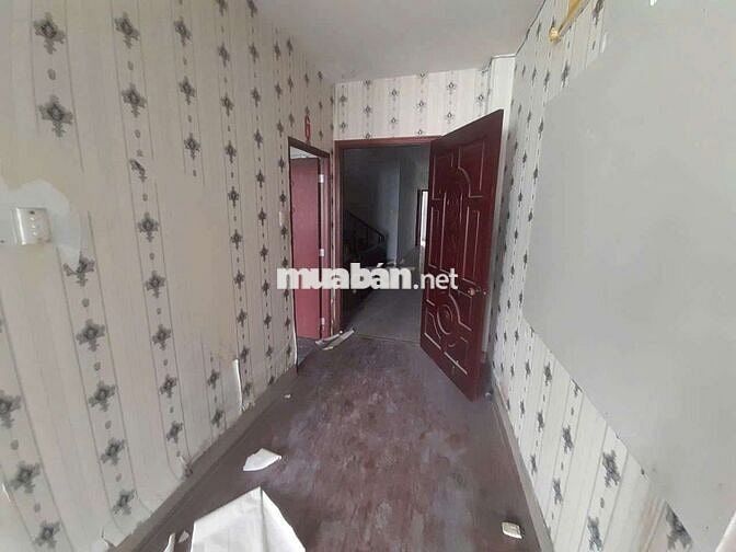 [Cho thuê nhà] đường Nguyễn Sơn: 5x23m, Hầm Trệt 3 Lầu, giá 30 triệu/T