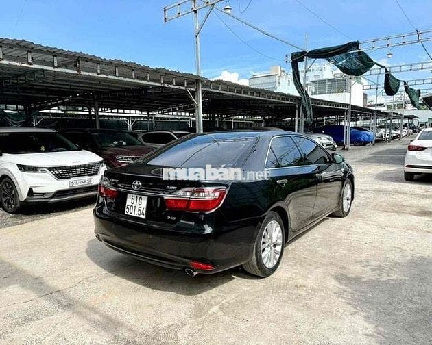 CAMRY 2.0E 2017 LƯỚT 7 VẠN ,BẢO HÀNH 1 NĂM RẤT ĐẸP