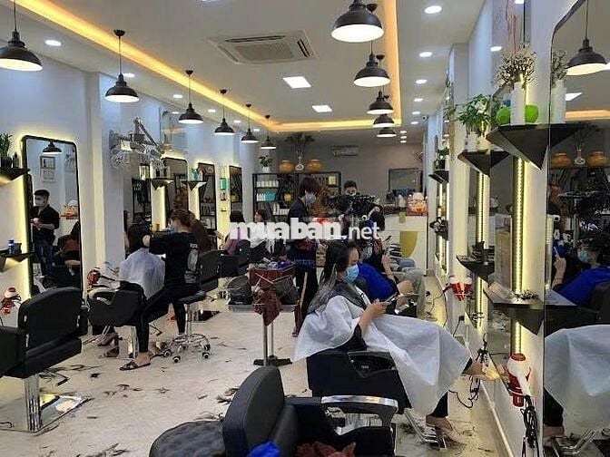 CHO THUÊ NHÀ MẶT TIỀN CÁCH MẠNG THÁNG 8 PHƯỜNG 5 QUẬN 3