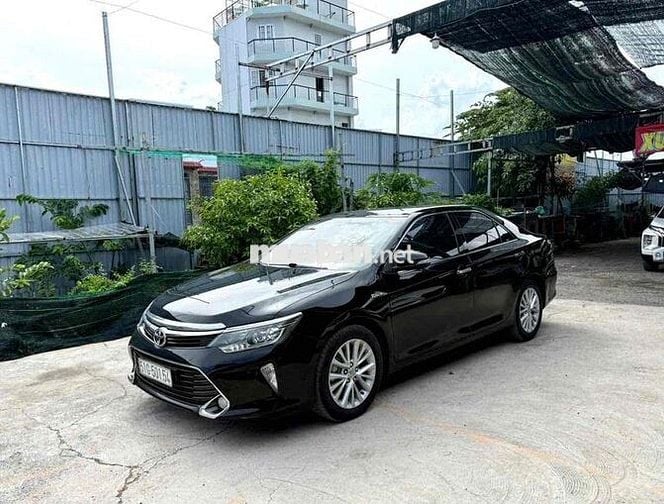 CAMRY 2.0E 2017 LƯỚT 7 VẠN ,BẢO HÀNH 1 NĂM RẤT ĐẸP