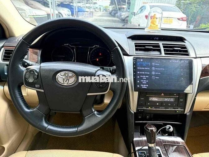 CAMRY 2.0E 2017 LƯỚT 7 VẠN ,BẢO HÀNH 1 NĂM RẤT ĐẸP